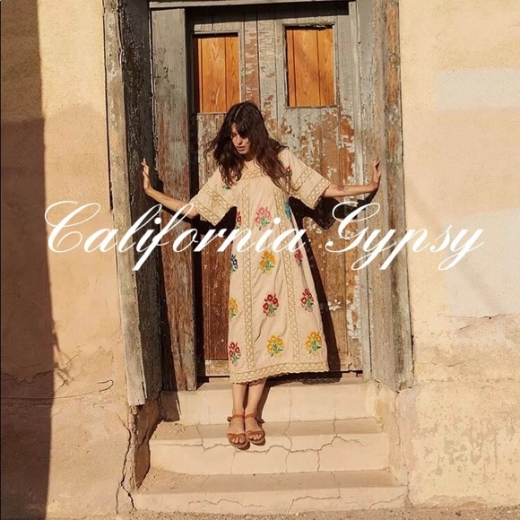 LAST ONE Embroidered Floral Midi Dress - Picture 10 of 16